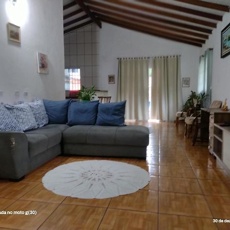 Willa Casa Familia Ilhabela Zewnętrze zdjęcie